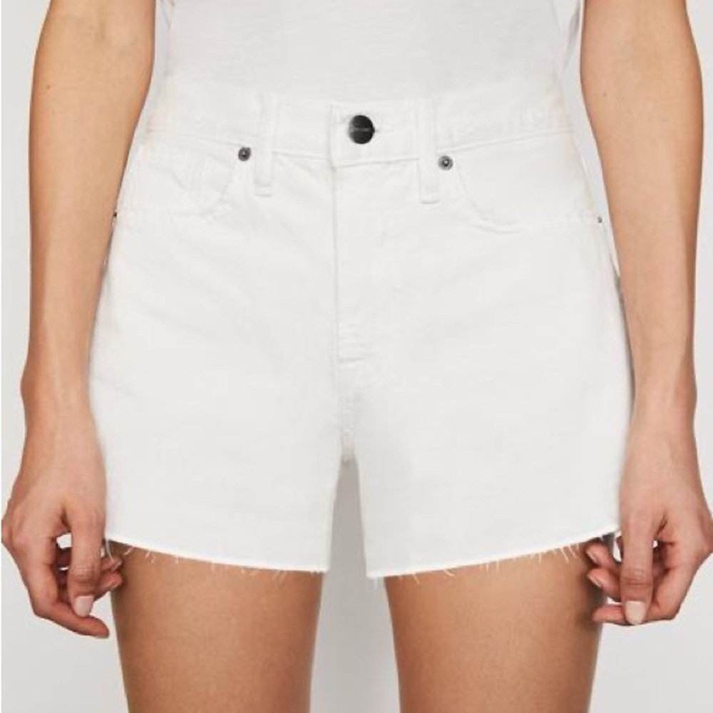 Frame Denim Le Simone Shorts in Rumpled Blanc Grind - Picture 2 of 12